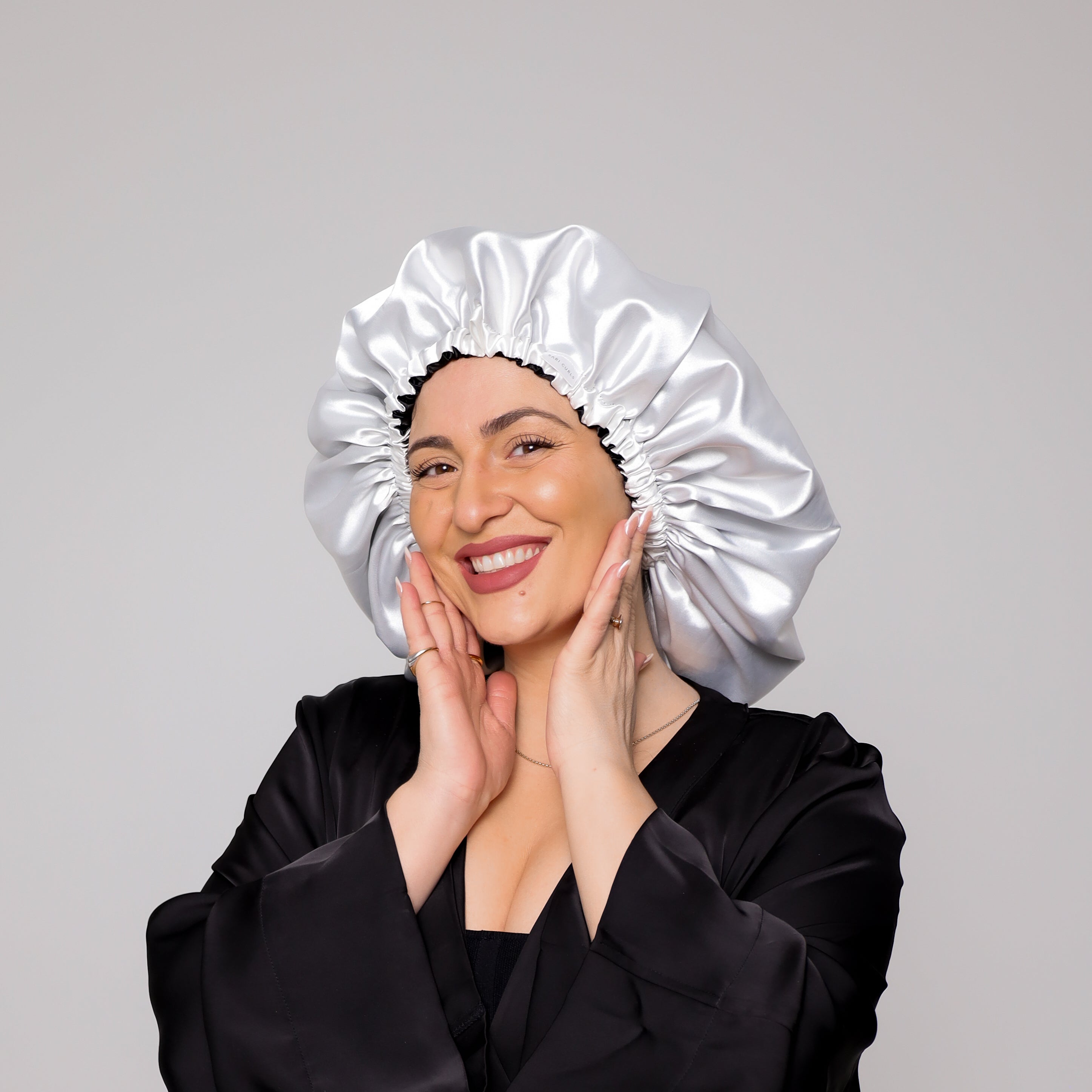 SARI CURLS | Silky Satin Bonnet - Cloud Kopfhaube SARI CURLS