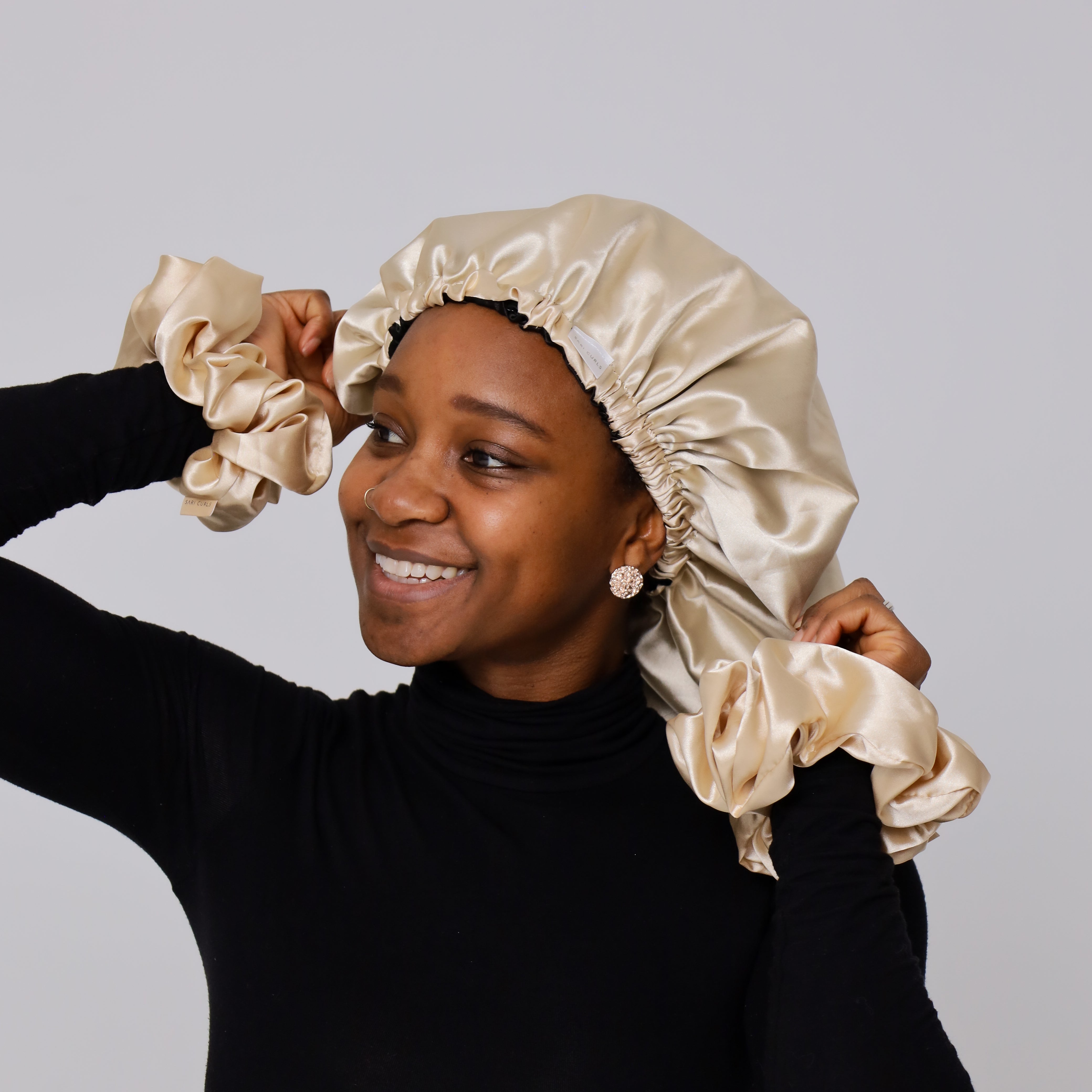 SARI CURLS | Silky Satin Bonnet - Cream Kopfhaube SARI CURLS