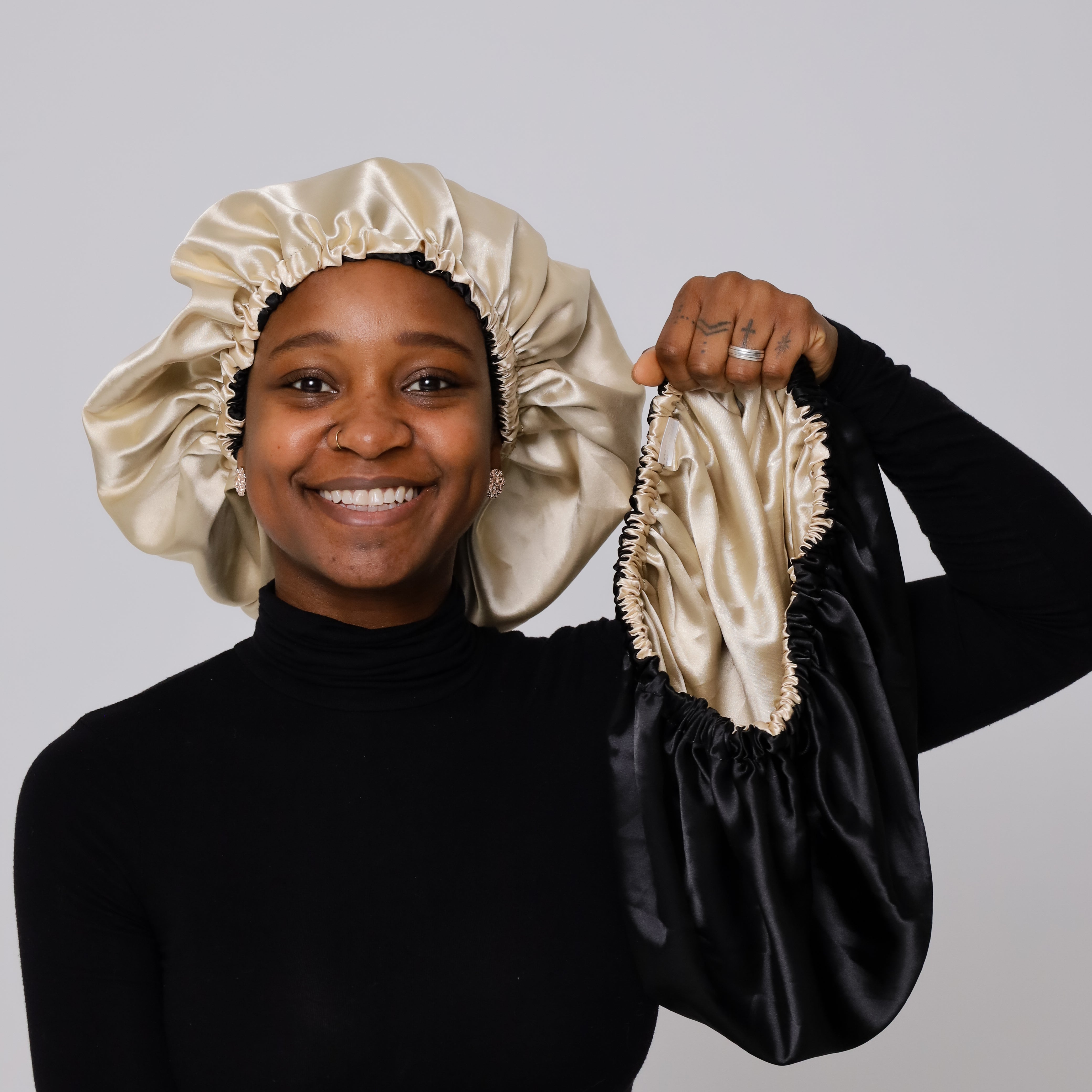 SARI CURLS | Silky Satin Bonnet - Cream Kopfhaube SARI CURLS