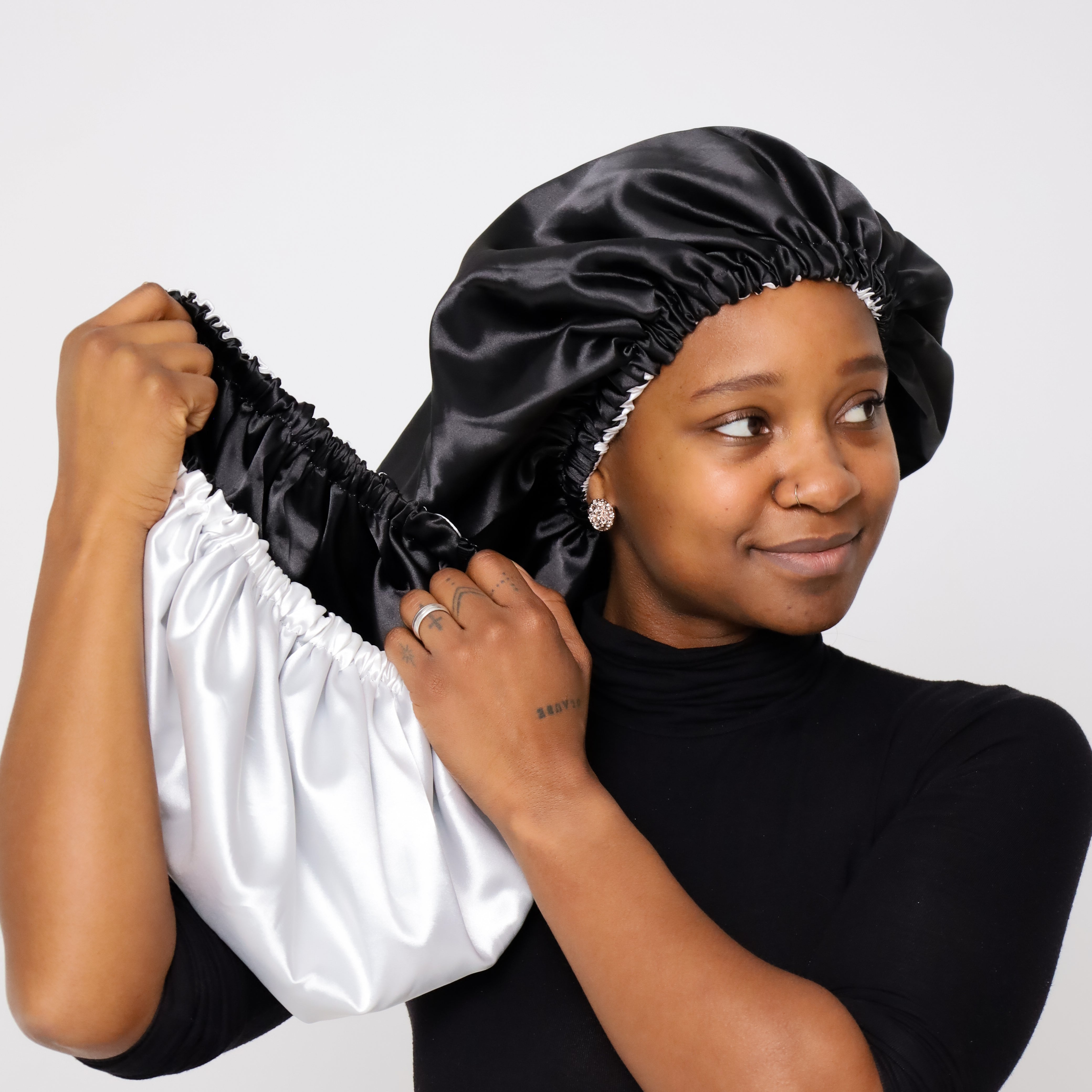 SARI CURLS | Schlaf- und Satin Box - Cloud/Onyx Satin Bundle SARI CURLS