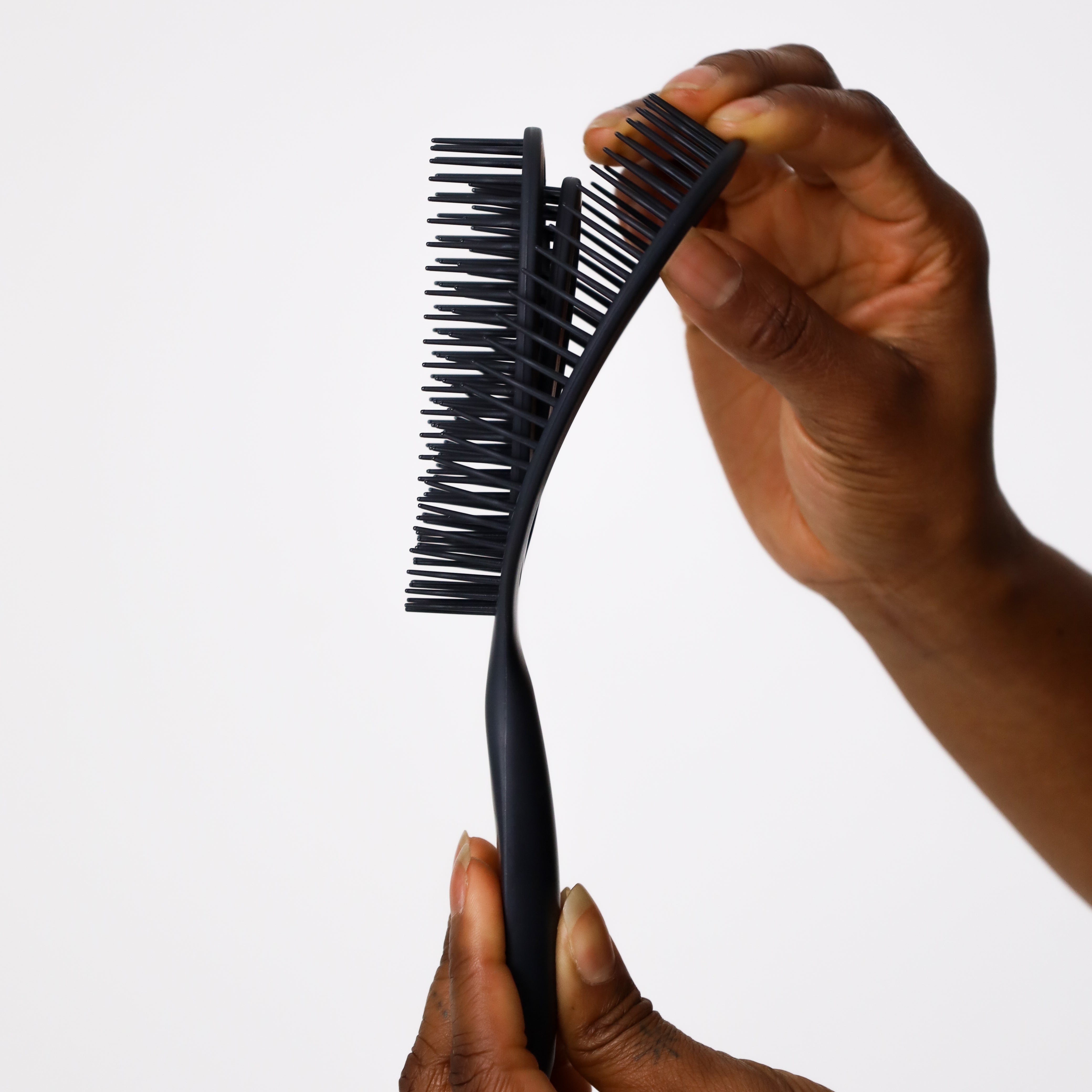 SARI CURLS | Detangling Brush - Black Edition Bürsten & Kämme SARI CURLS