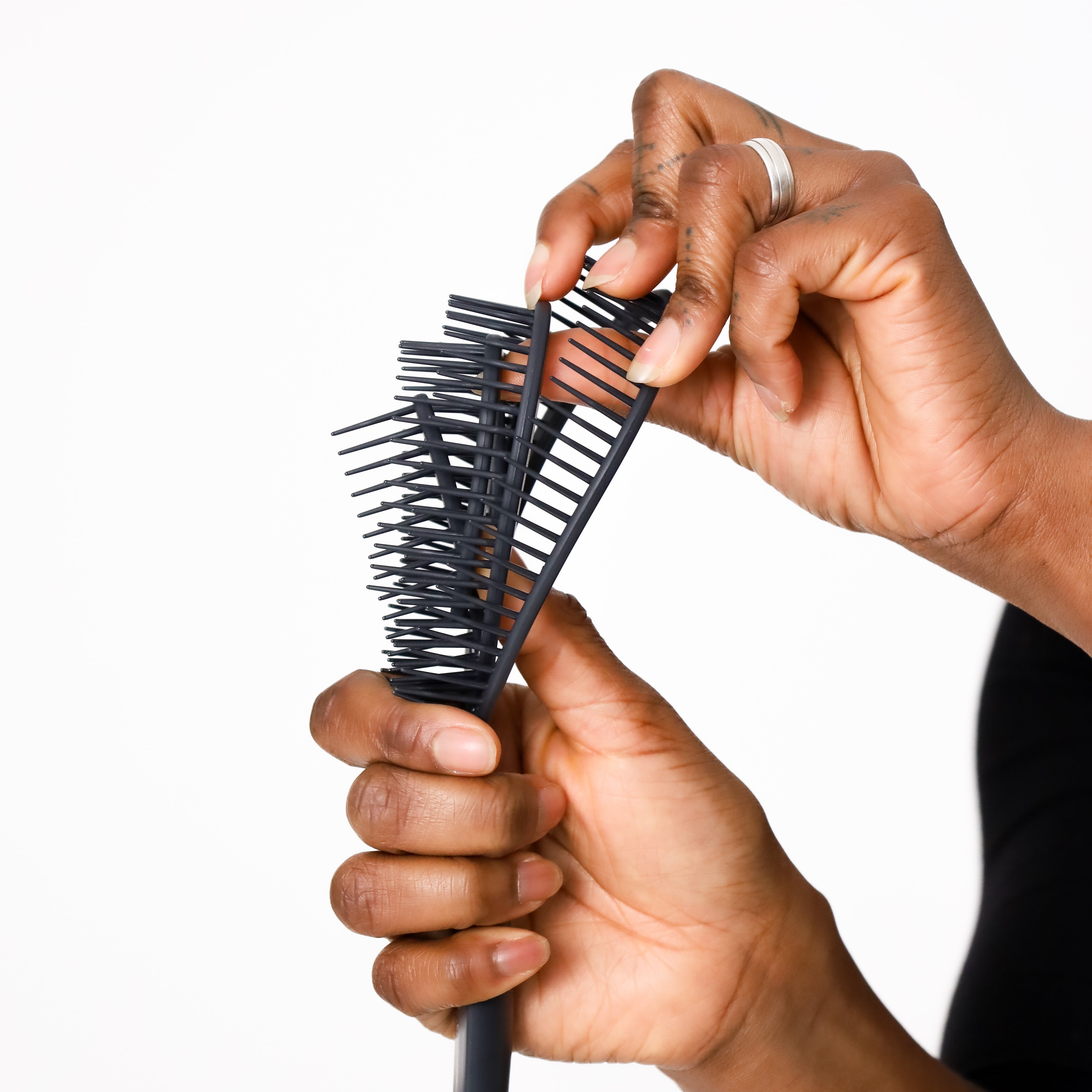 SARI CURLS | Detangling Brush - Black Edition Bürsten & Kämme SARI CURLS